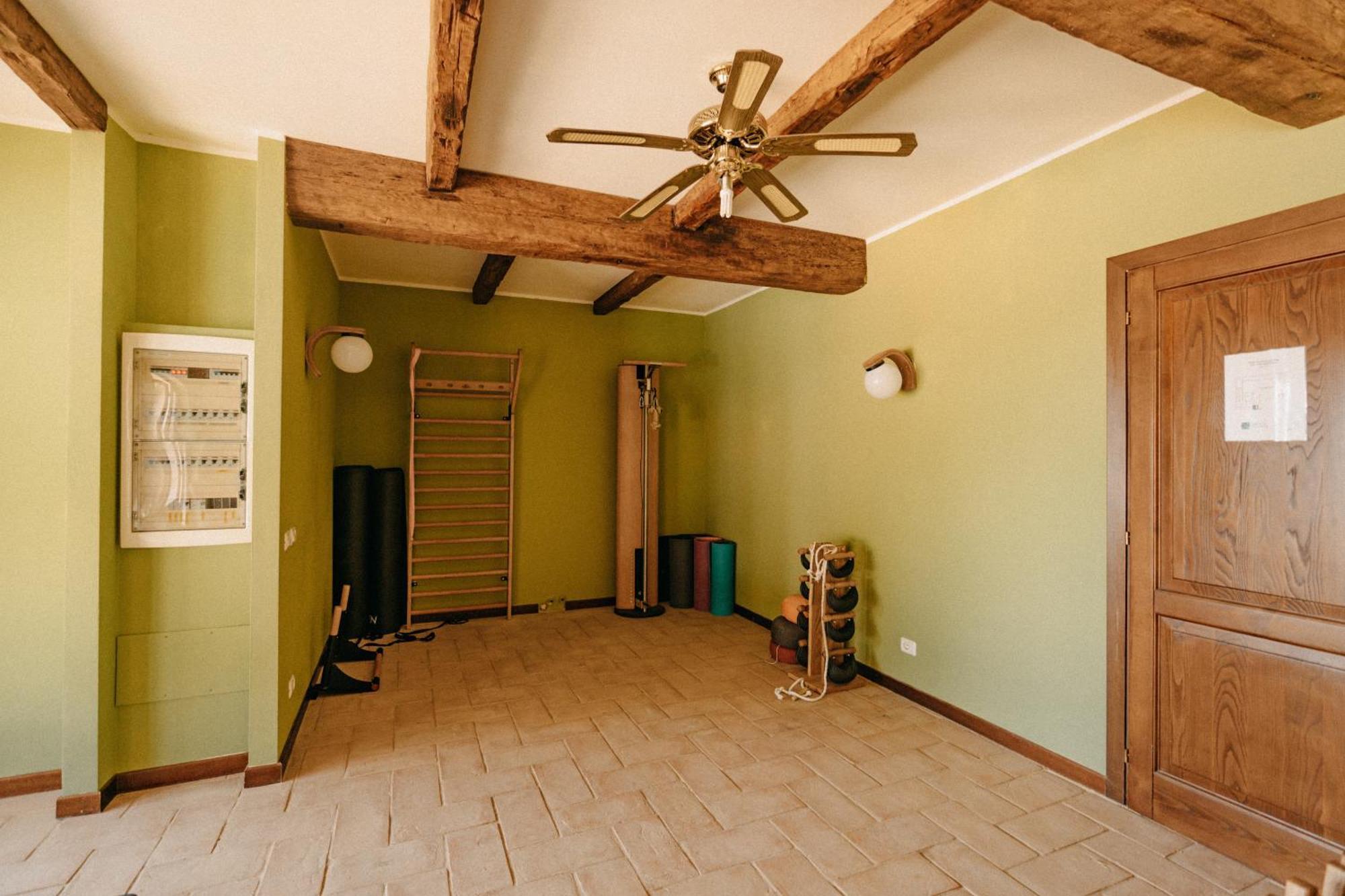 Aethos Saragano Hotel Bagian luar foto